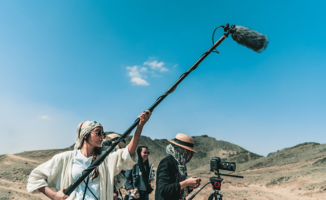 Student filmmakers on travel course to Saudi Arabia