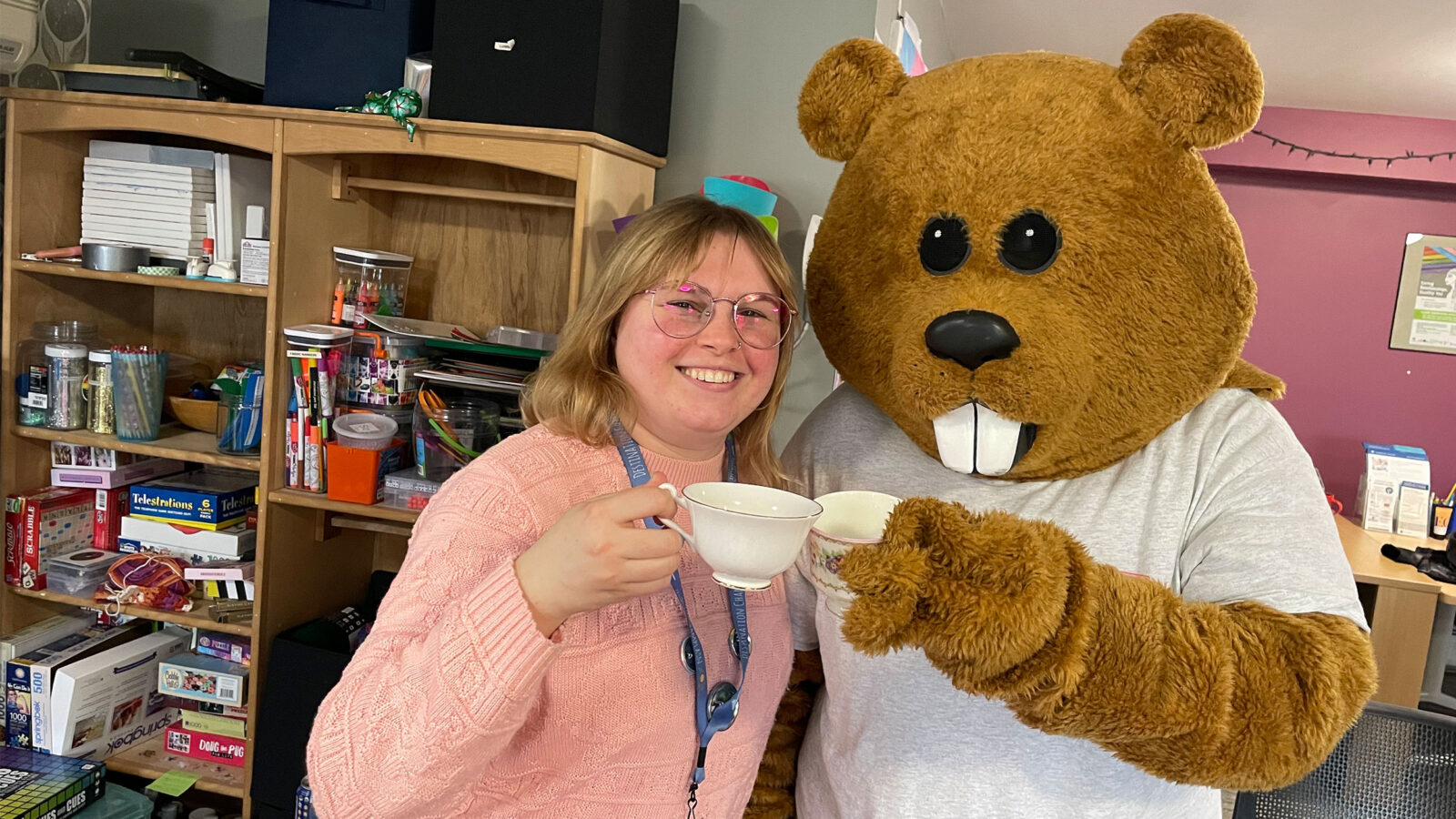 julia blanding cheers a cup of tea with chauncey