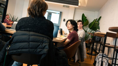 When Stakes Are High, Software Engineering Students Raise the Bar